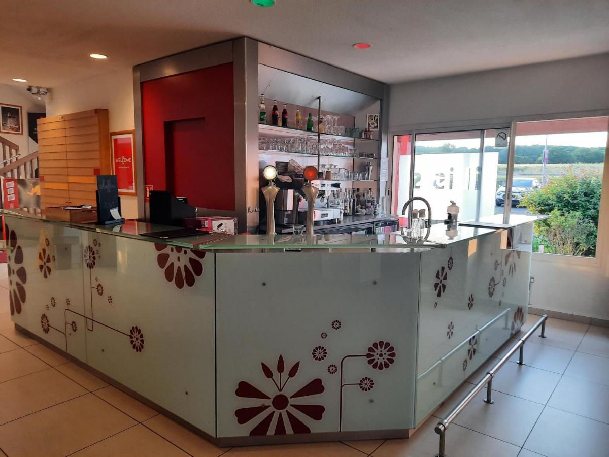 Ibis Avallon Magny  Ngoại thất bức ảnh